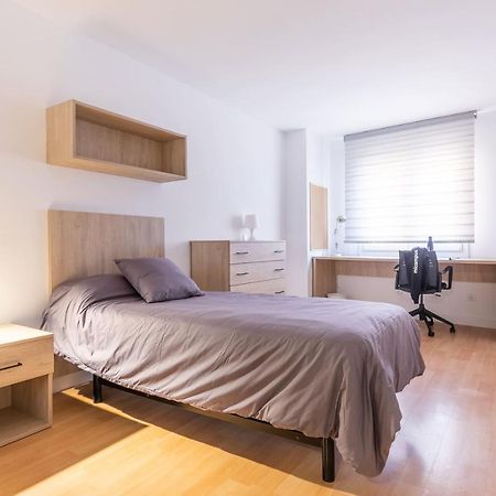 Micampus Leganes Student Residence מראה חיצוני תמונה