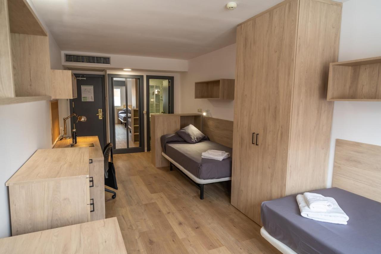 Micampus Leganes Student Residence מראה חיצוני תמונה