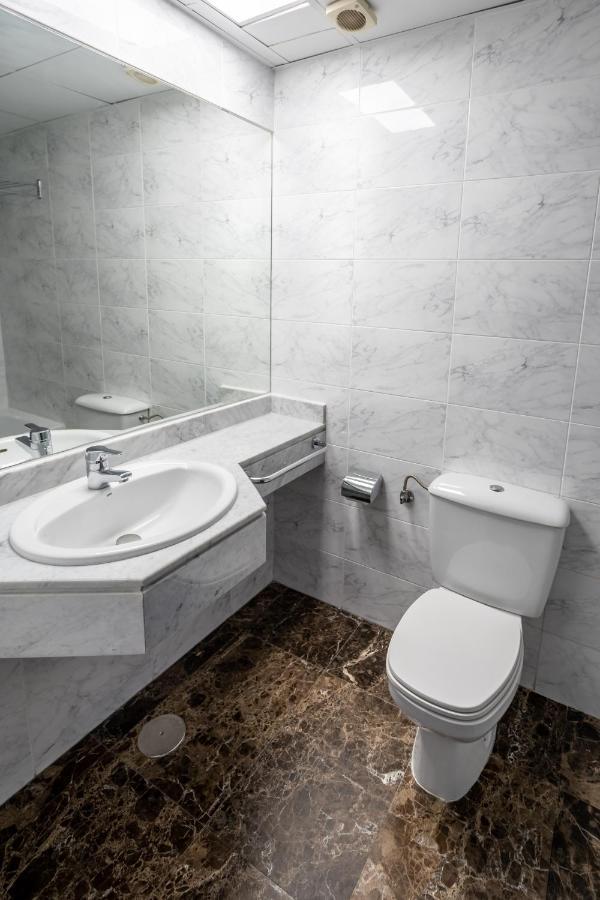 Micampus Leganes Student Residence מראה חיצוני תמונה